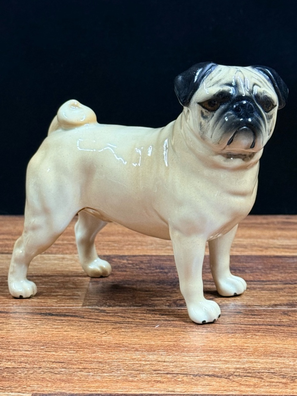 BESWICK Pug Figurine